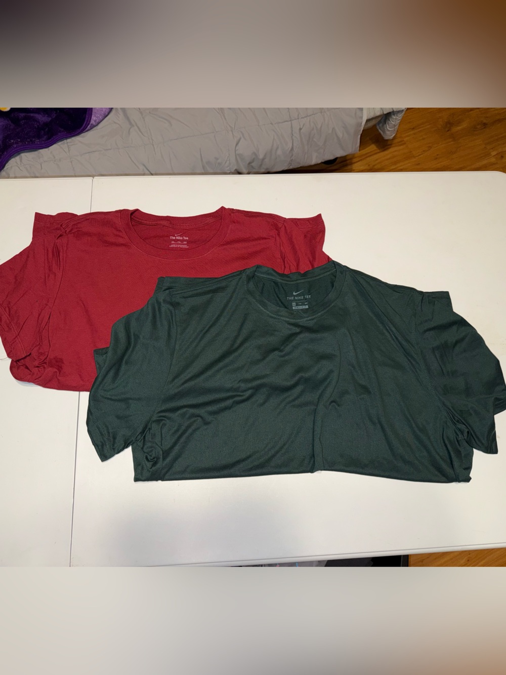 Bundle of 2 Nike Tee Pair Size XXL Men - Green Dri Fit & Red Cotton shirts NEW